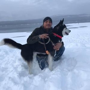 Meet your Posher, Eloy